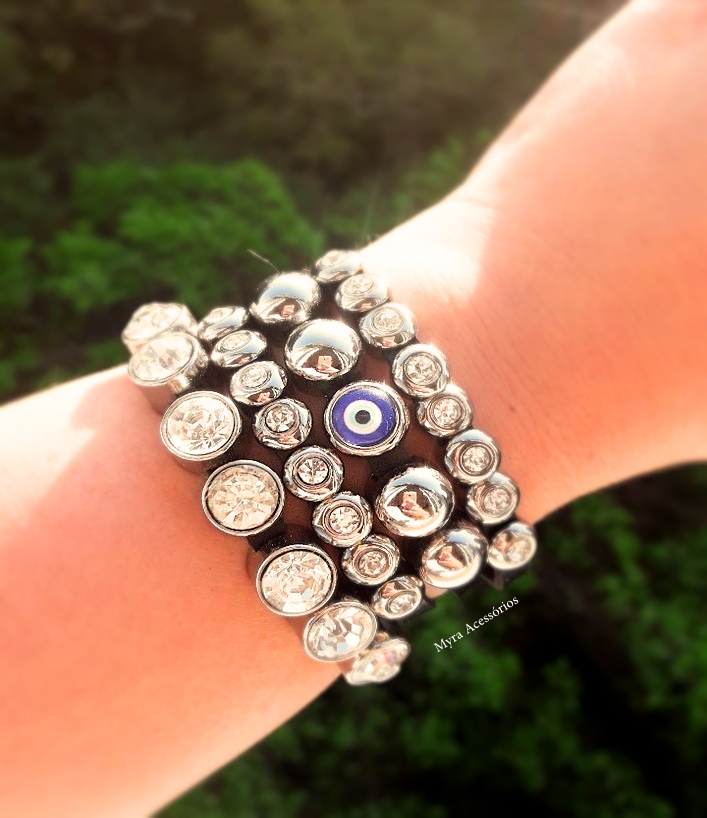 Mix strass e olho grego